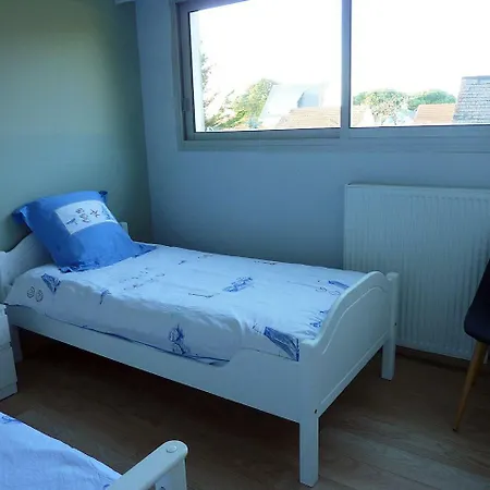 Un Style Balneaire Moderne A 300 Metres De La פורנישי
